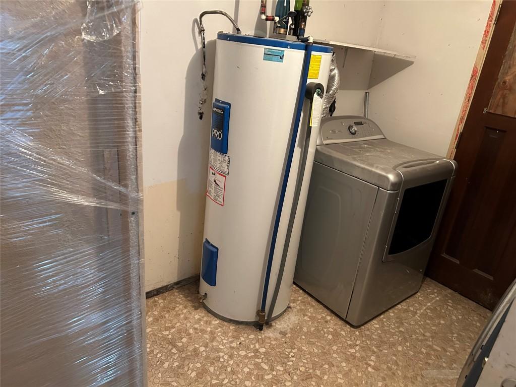 









2571


Lakeshore

Road,
Vernon,




BC
V1H 1M9

