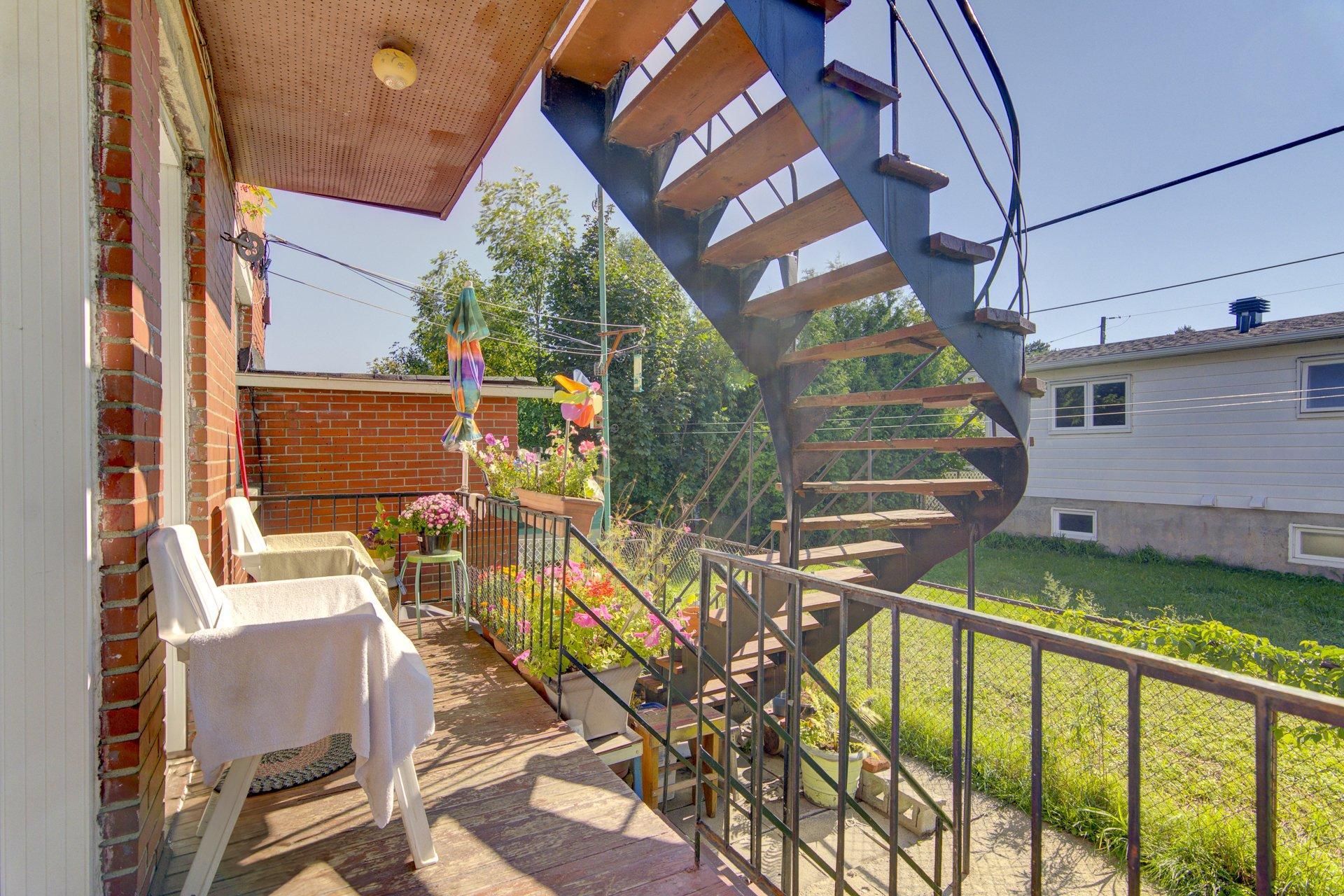 









5742


Av. Auteuil

, 1,
Brossard,




QC
J4Z1M7

