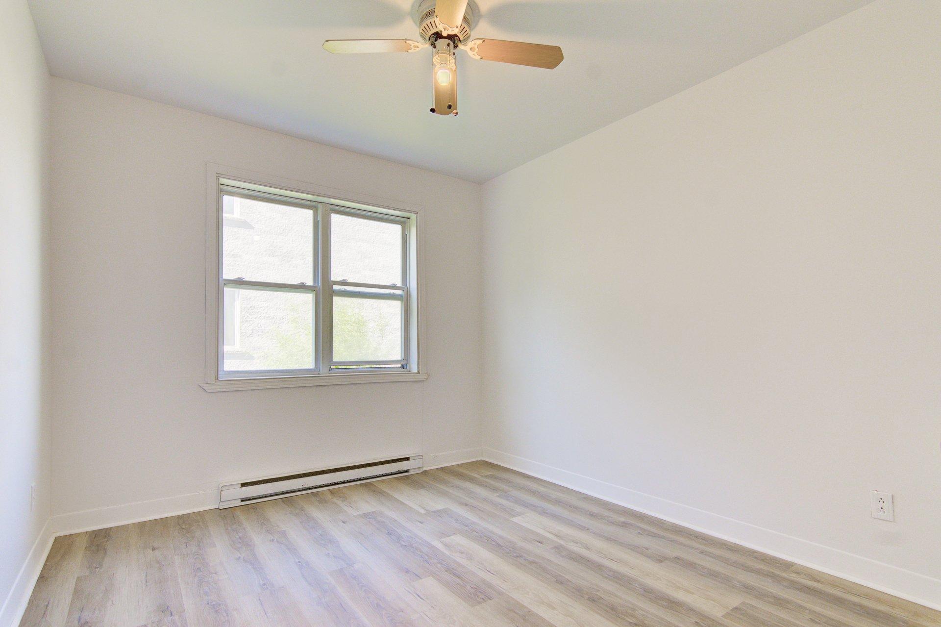 









5742


Av. Auteuil

, 1,
Brossard,




QC
J4Z1M7

