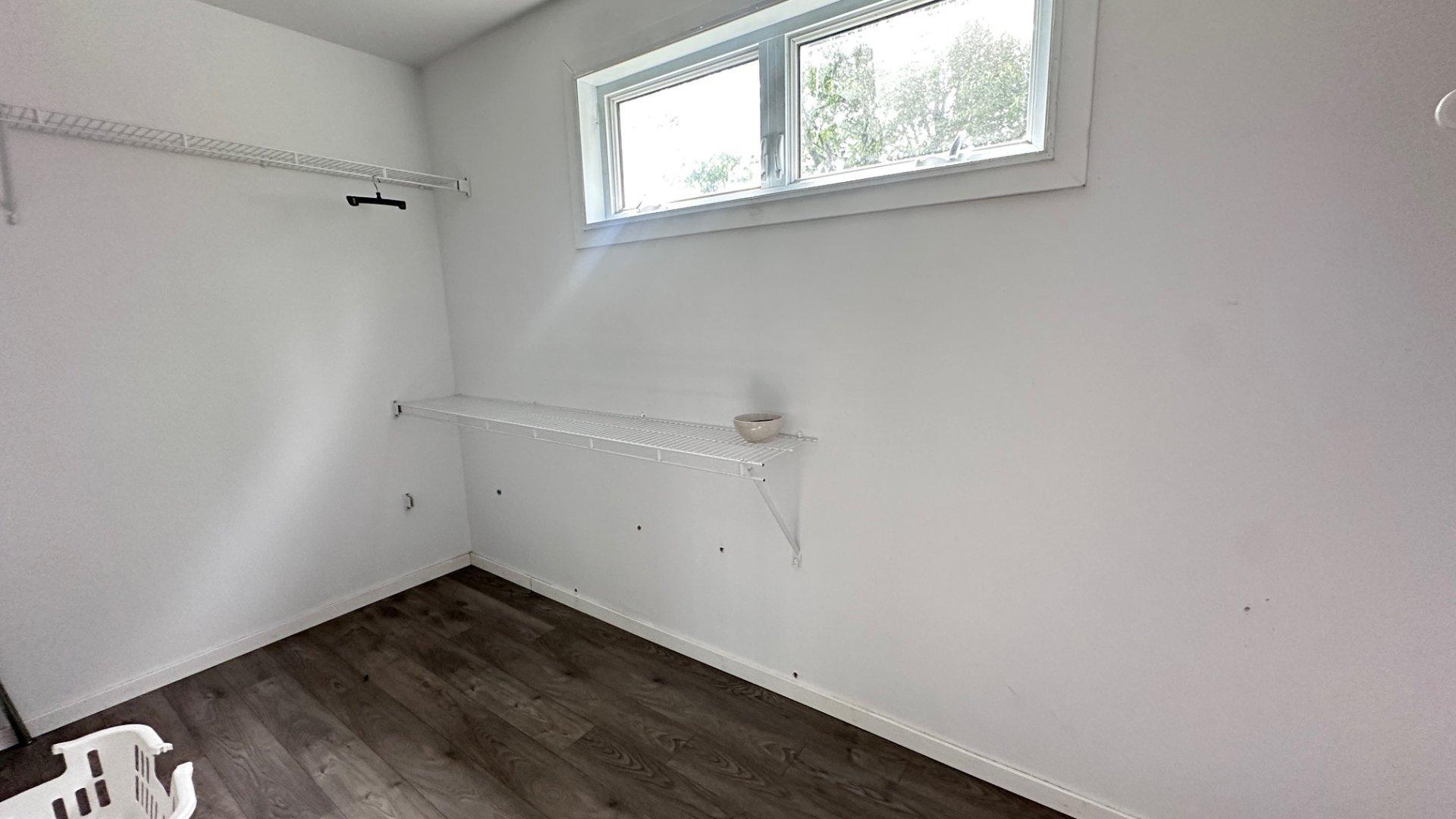 









860


Rue des Marguerites

,
Mascouche,




QC
J7L3A6

