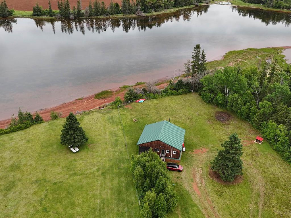 












75 Foxley Drive

,
Foxley River,




PE
C0B 1H0

