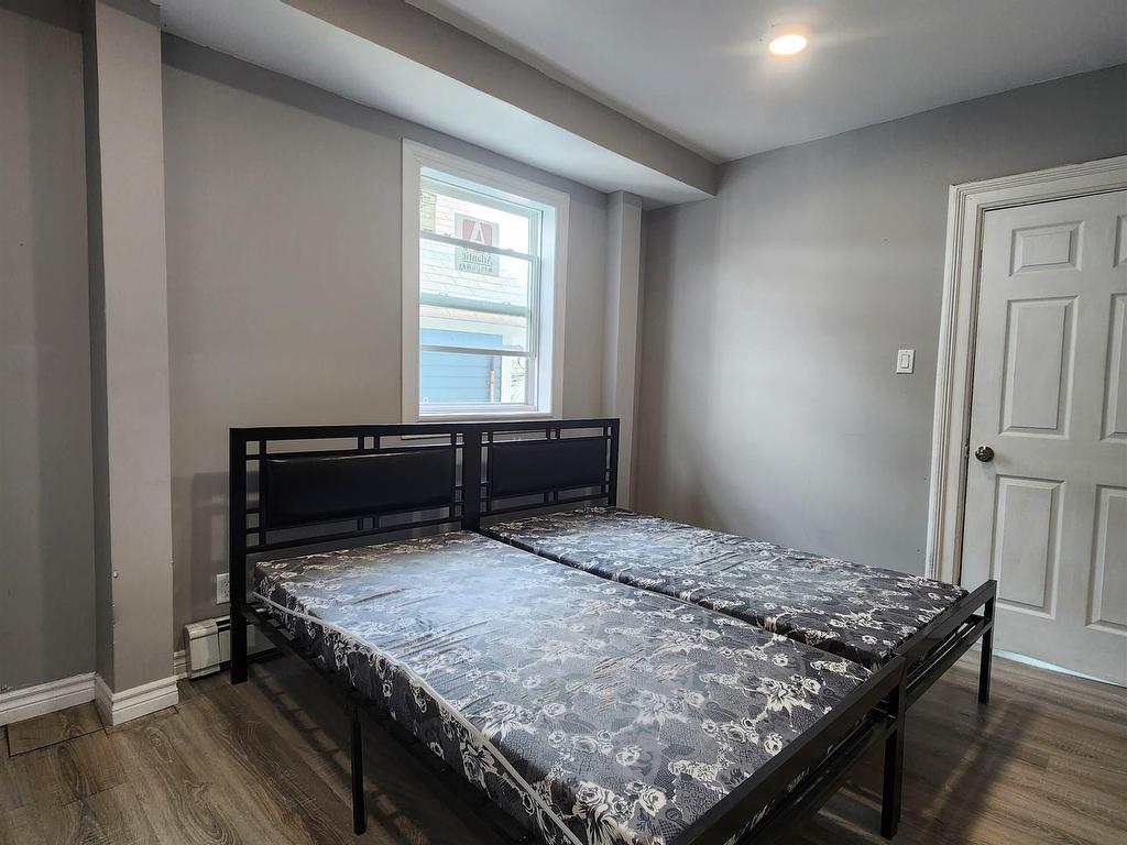 












17 Ferry Street

,
Sydney,




NS
B1P 5Z9


