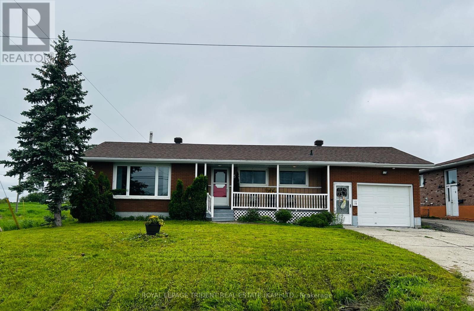 












35 BRUNELLE ROAD S

,
Kapuskasing,




Ontario
P5N2T3

