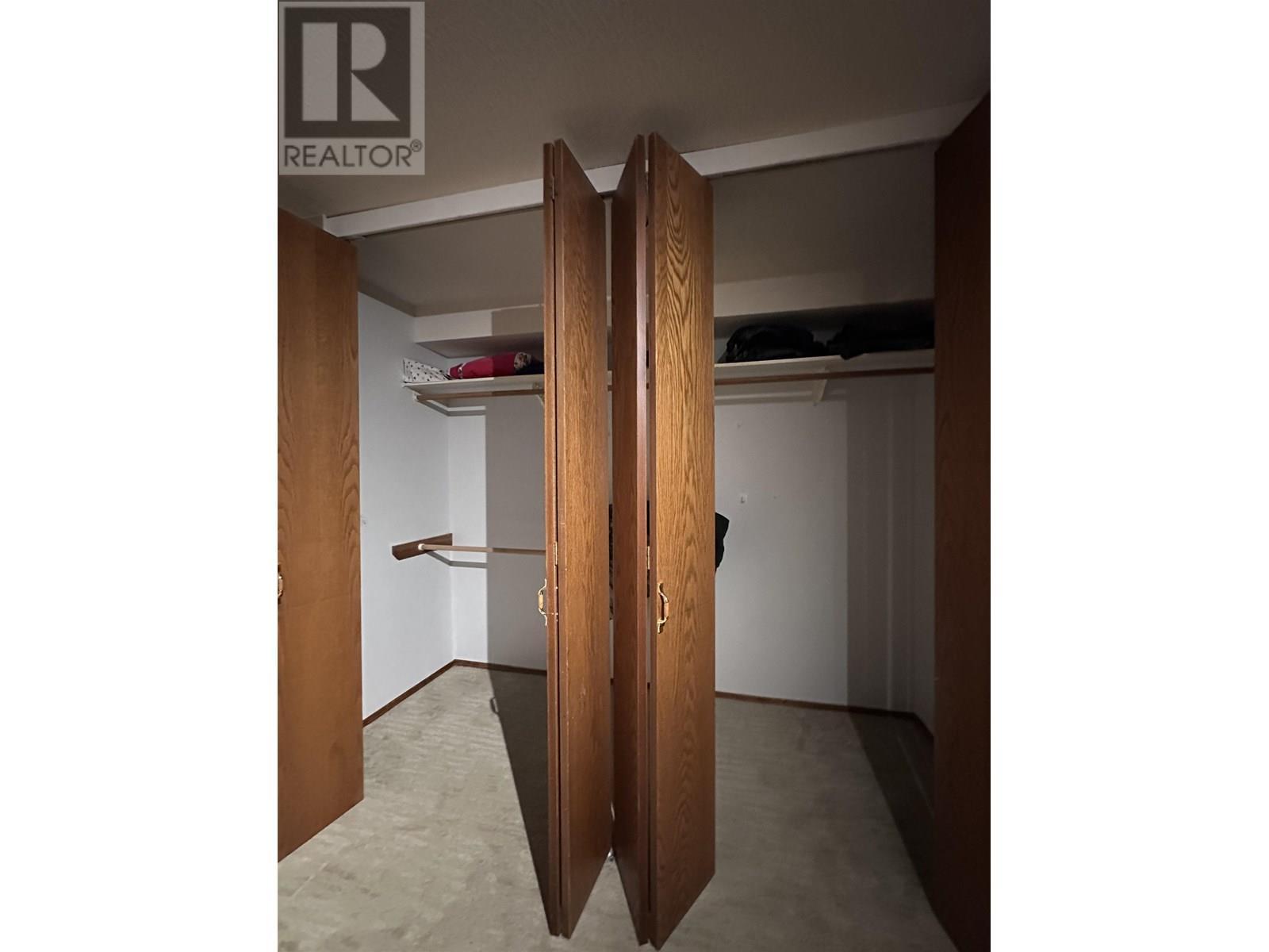 












5516 MINNAKER CRESCENT

,
Fort Nelson,




British Columbia
V0C1R0

