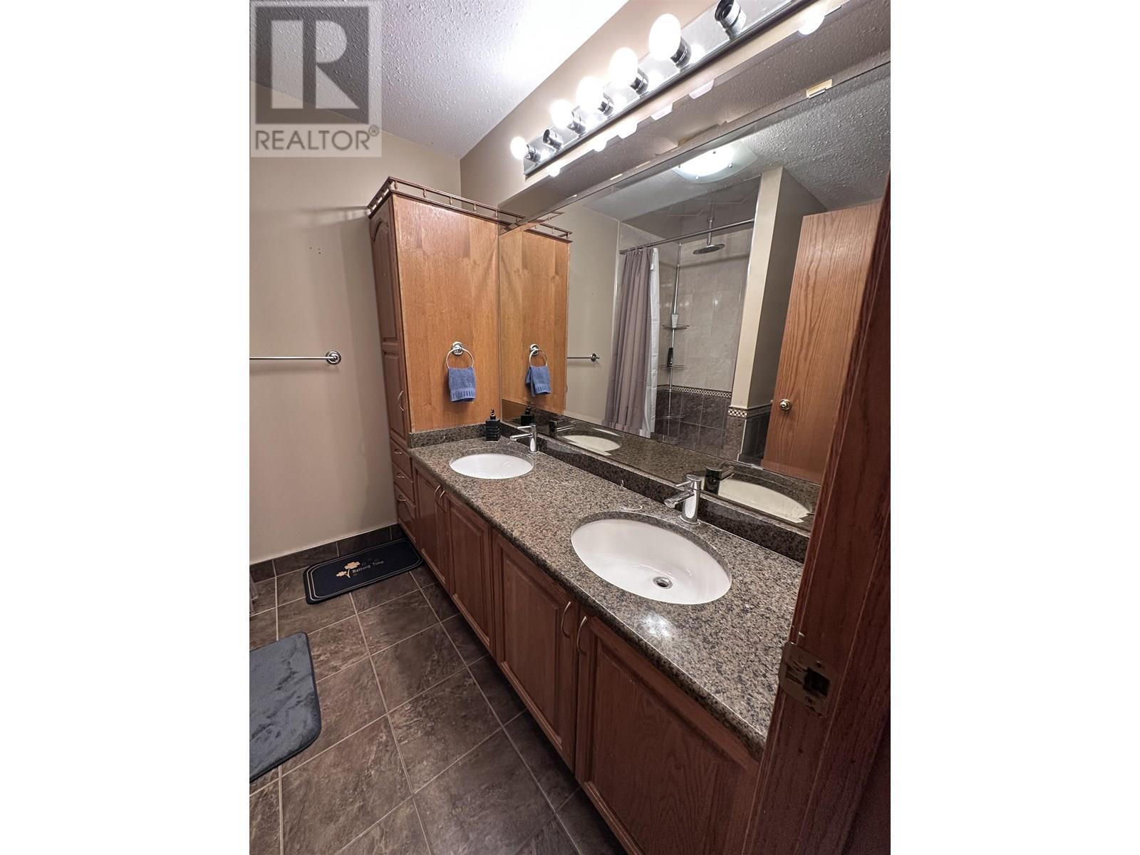 












5516 MINNAKER CRESCENT

,
Fort Nelson,




British Columbia
V0C1R0

