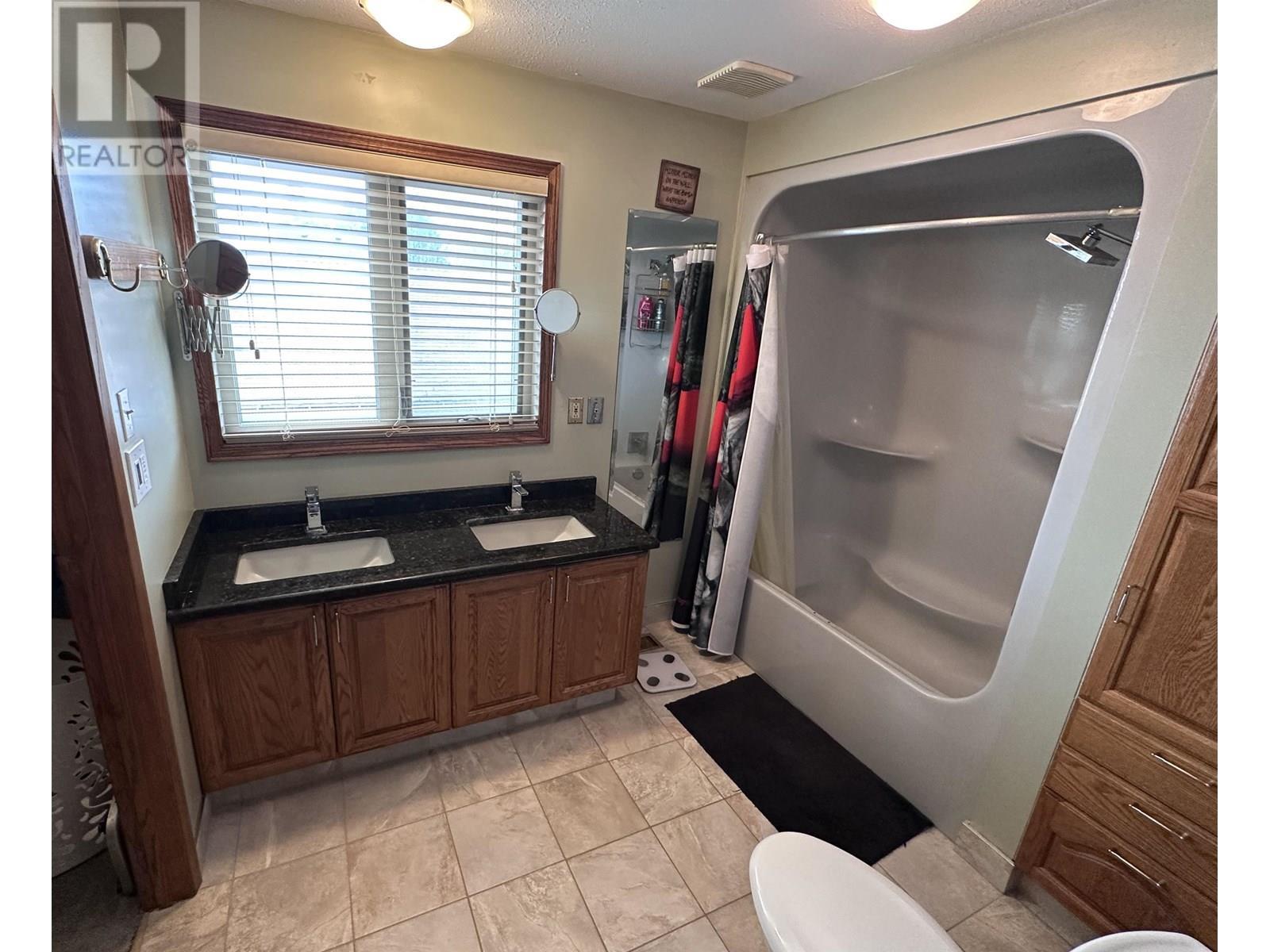 












5516 MINNAKER CRESCENT

,
Fort Nelson,




British Columbia
V0C1R0

