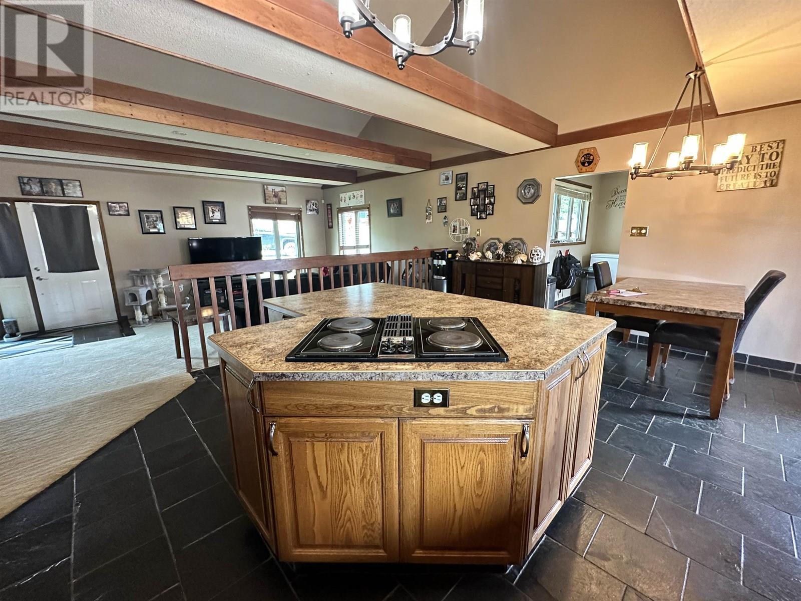












5516 MINNAKER CRESCENT

,
Fort Nelson,




British Columbia
V0C1R0

