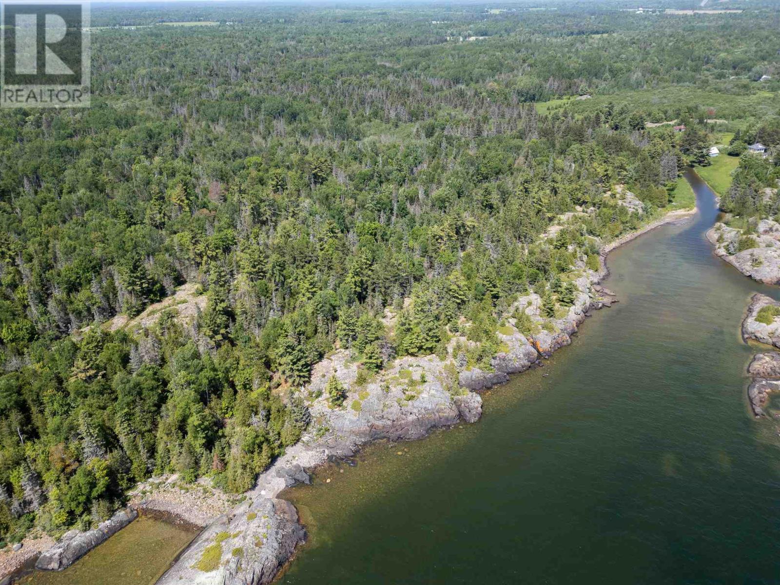 












26 Walker LN

,
Huron Shores,







Ontario
P0R1L0

