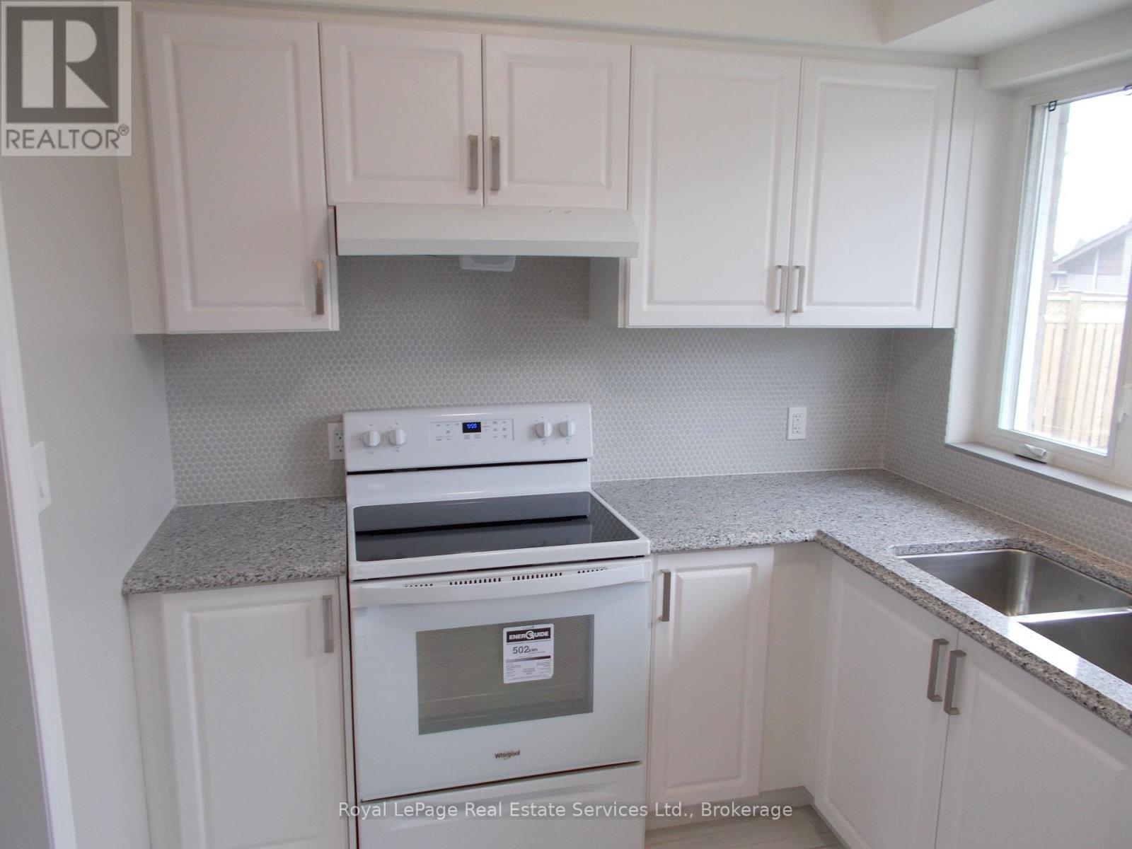 












284 MORDEN ROAD

,
Oakville (WO West),




Ontario
L6K2S5

