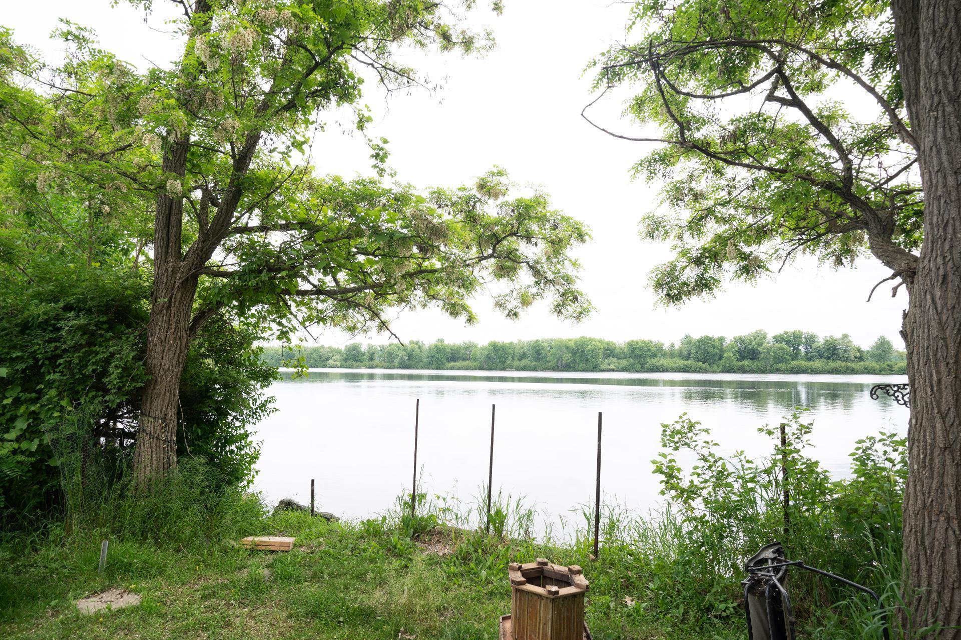 









127


Ch. des Outaouais

,
L'Île-du-Grand-Calumet,




QC
J0X1J0

