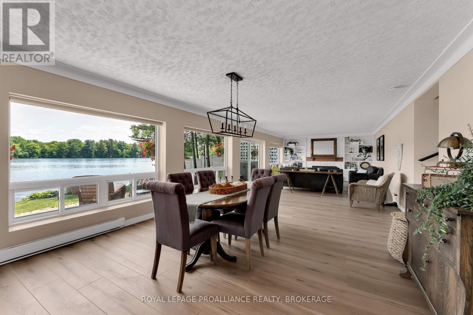 












4268 MELODY LODGE LANE

,
Frontenac (Frontenac South),




Ontario
K0H2N0

