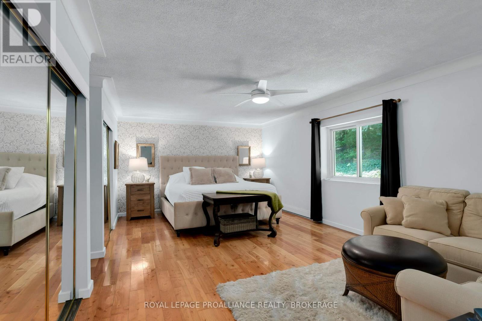 












4268 MELODY LODGE LANE

,
Frontenac (Frontenac South),




Ontario
K0H2N0

