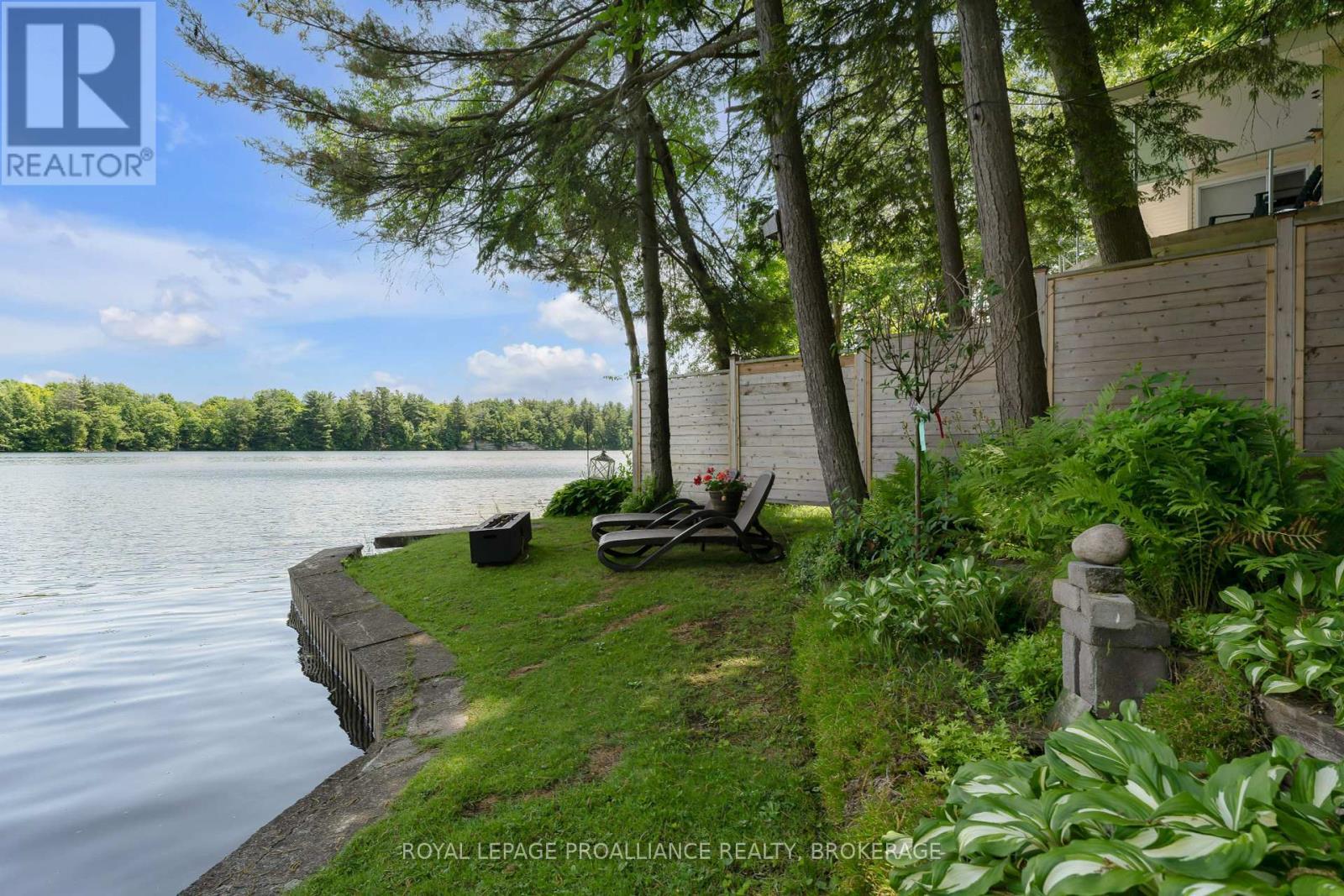 












4268 MELODY LODGE LANE

,
Frontenac (Frontenac South),




Ontario
K0H2N0

