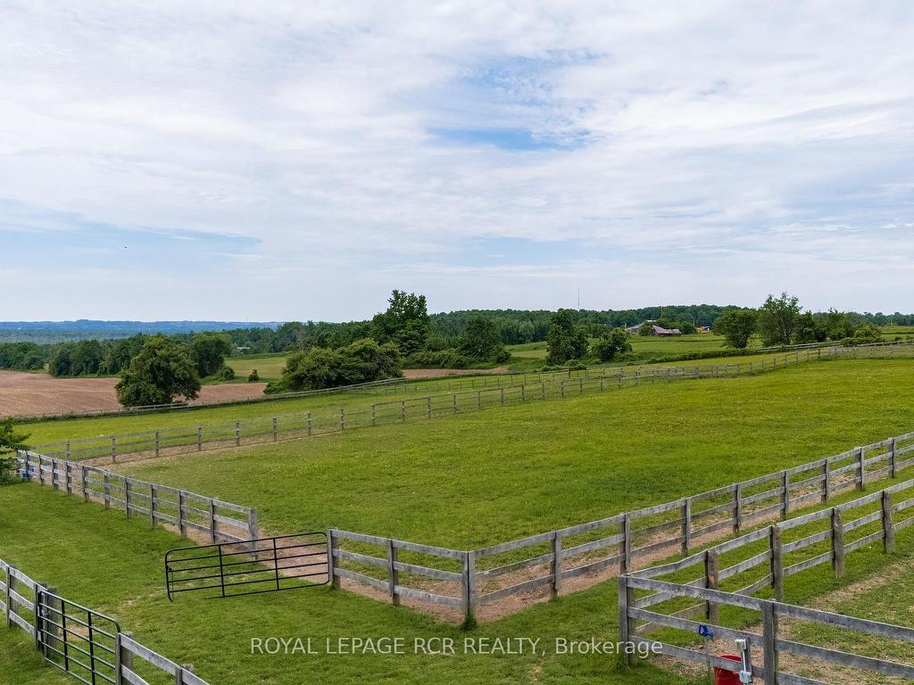 









3935


3rd

Line,
Bradford West Gwillimbury,




ON
L0G 1W0

