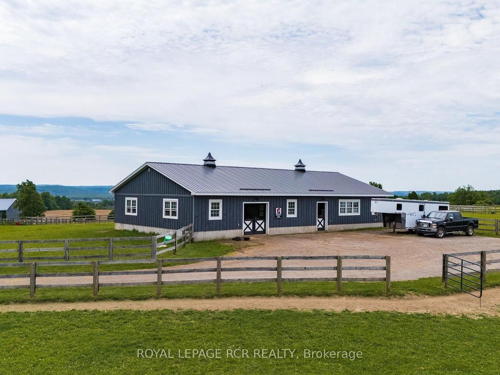 









3935


3rd

Line,
Bradford West Gwillimbury,




ON
L0G 1W0

