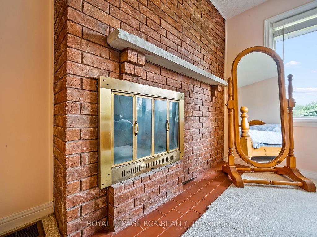 









6


Cedar Ridge

Court,
Erin,




ON
N0B 1T0

