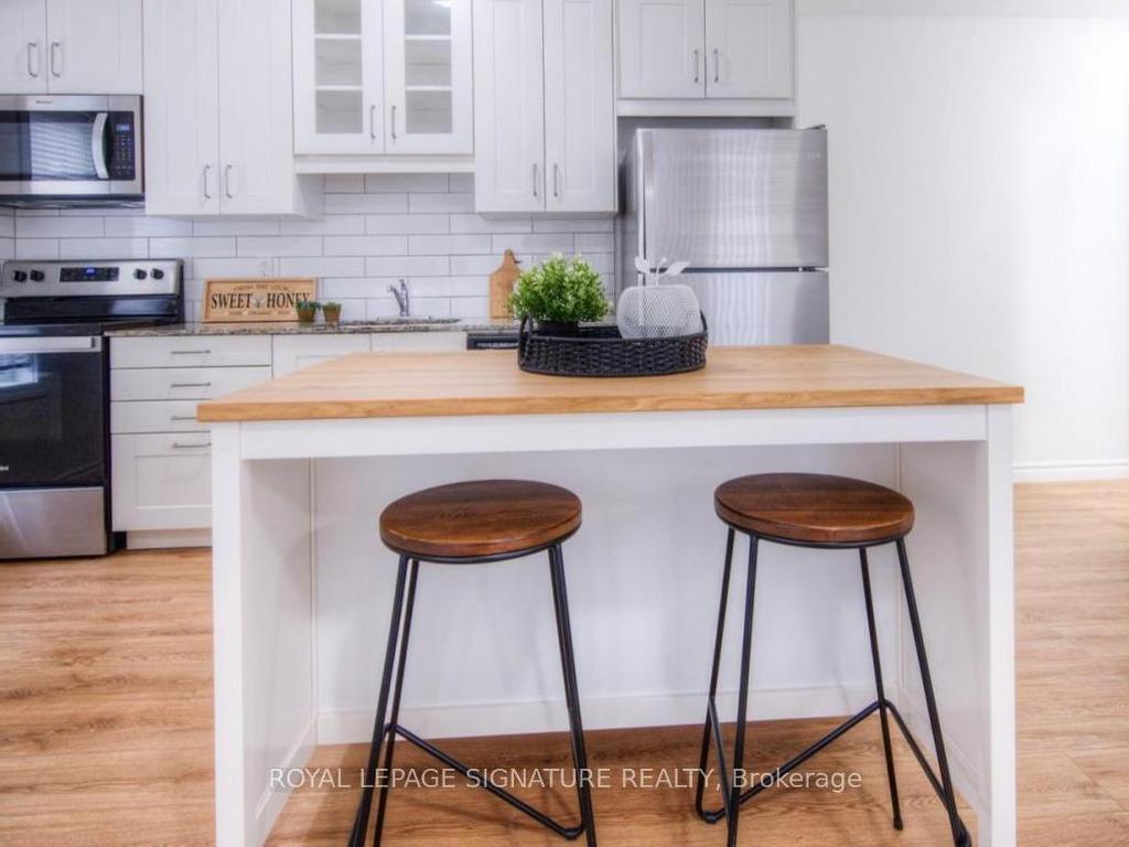 









374


Prospect

Avenue, A13,
Kitchener,




ON
N2A 0L2

