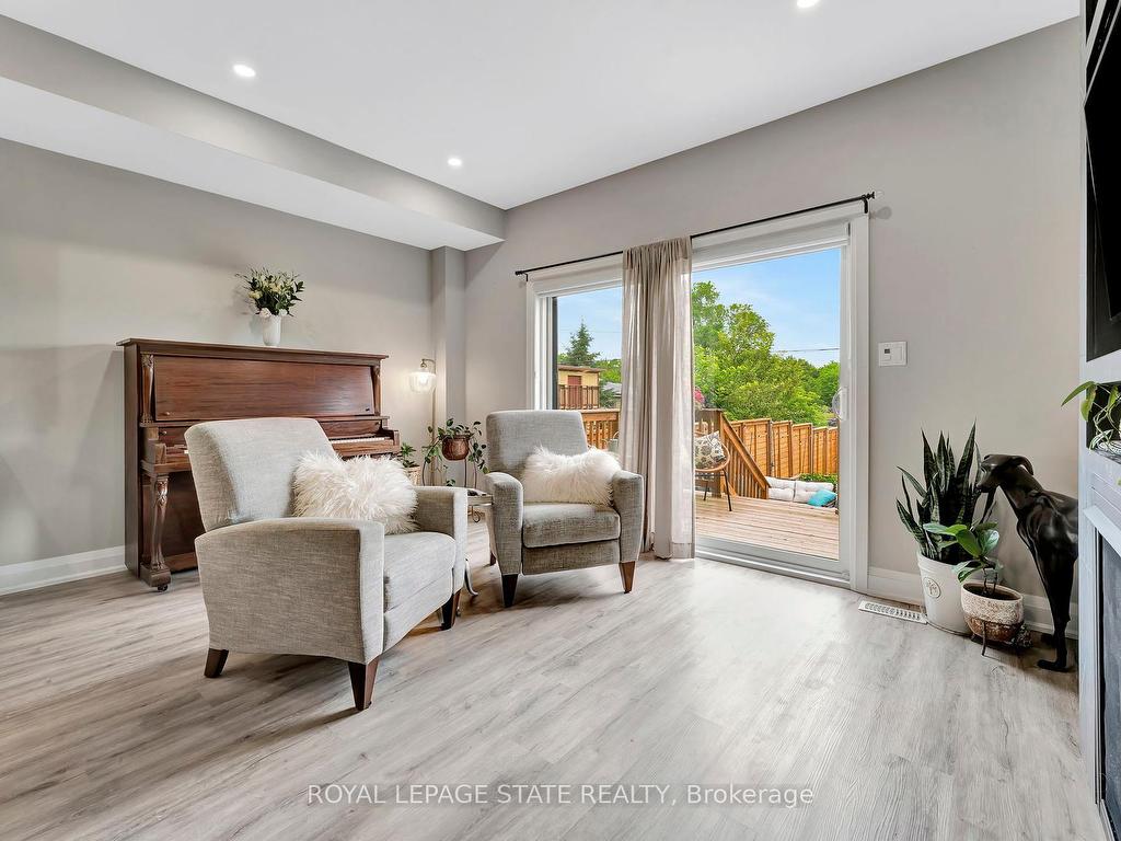 









74


Melbourne

Street,
Hamilton,




ON
L8P 2A6

