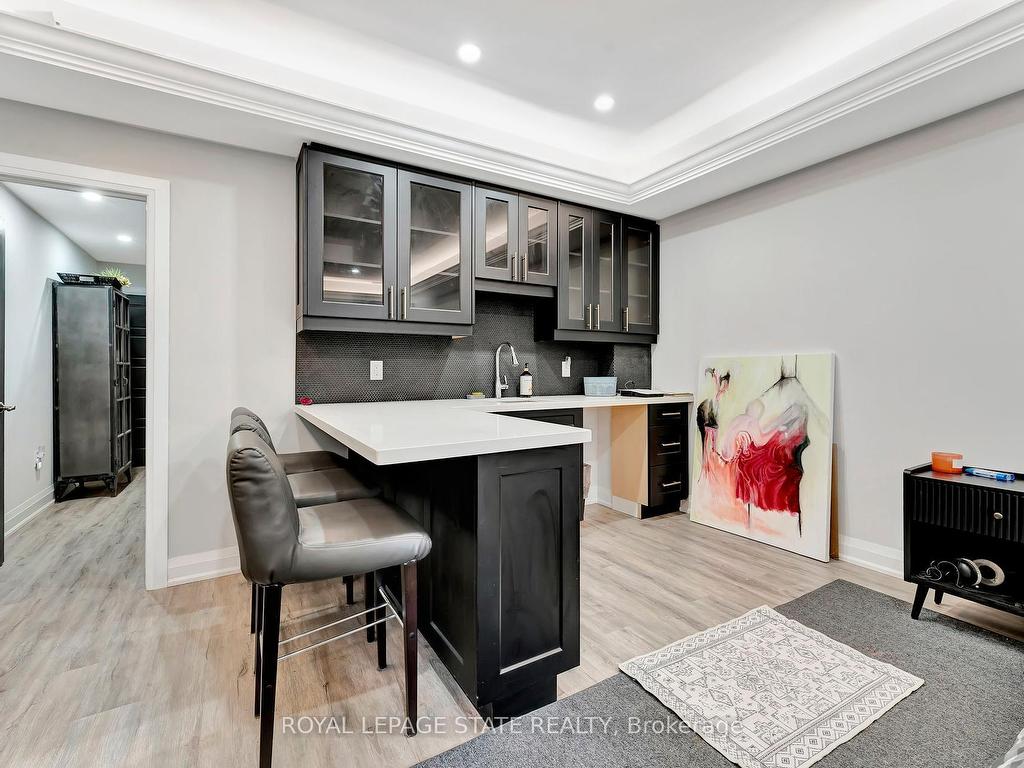 









74


Melbourne

Street,
Hamilton,




ON
L8P 2A6

