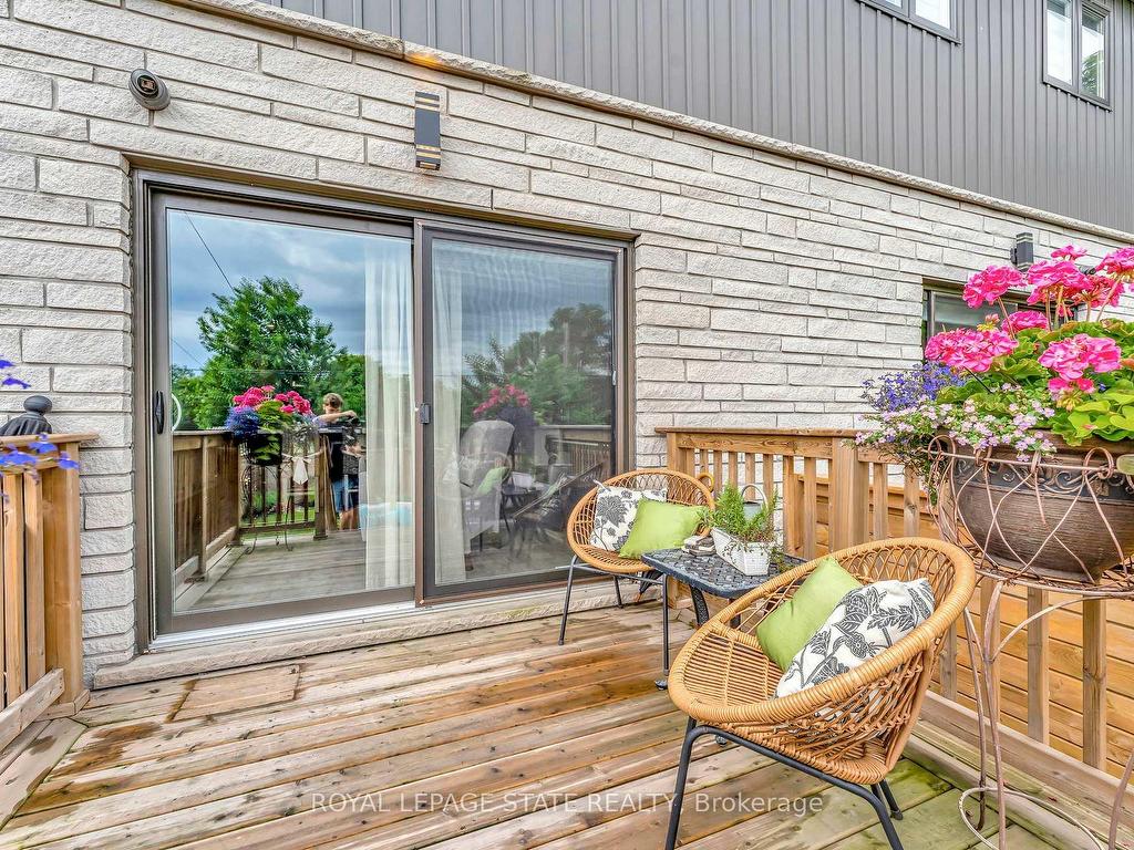 









74


Melbourne

Street,
Hamilton,




ON
L8P 2A6

