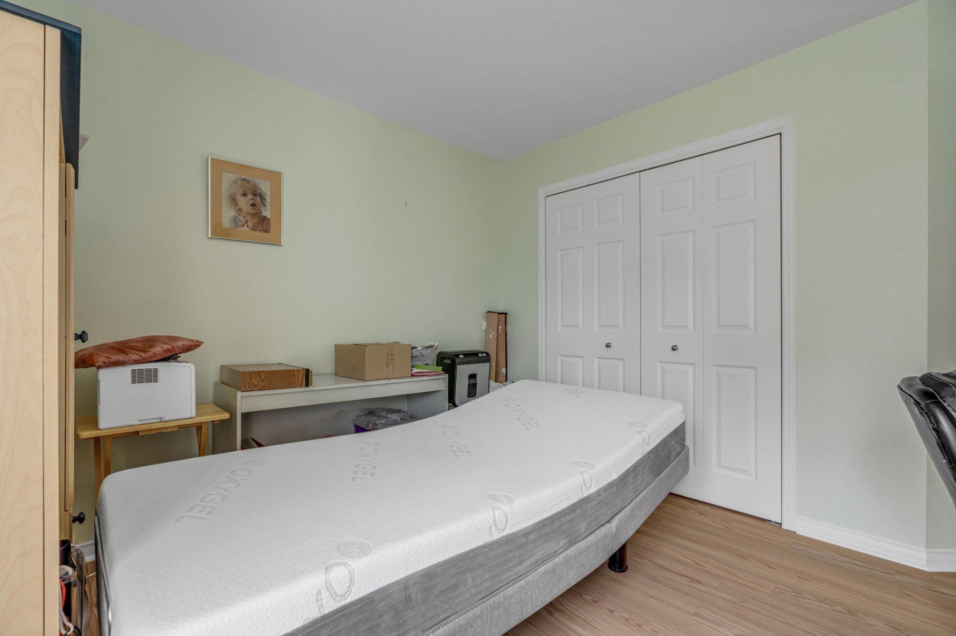 









234


Rue Commerciale

, 102,
Saint-Henri,




QC
G0R3E0

