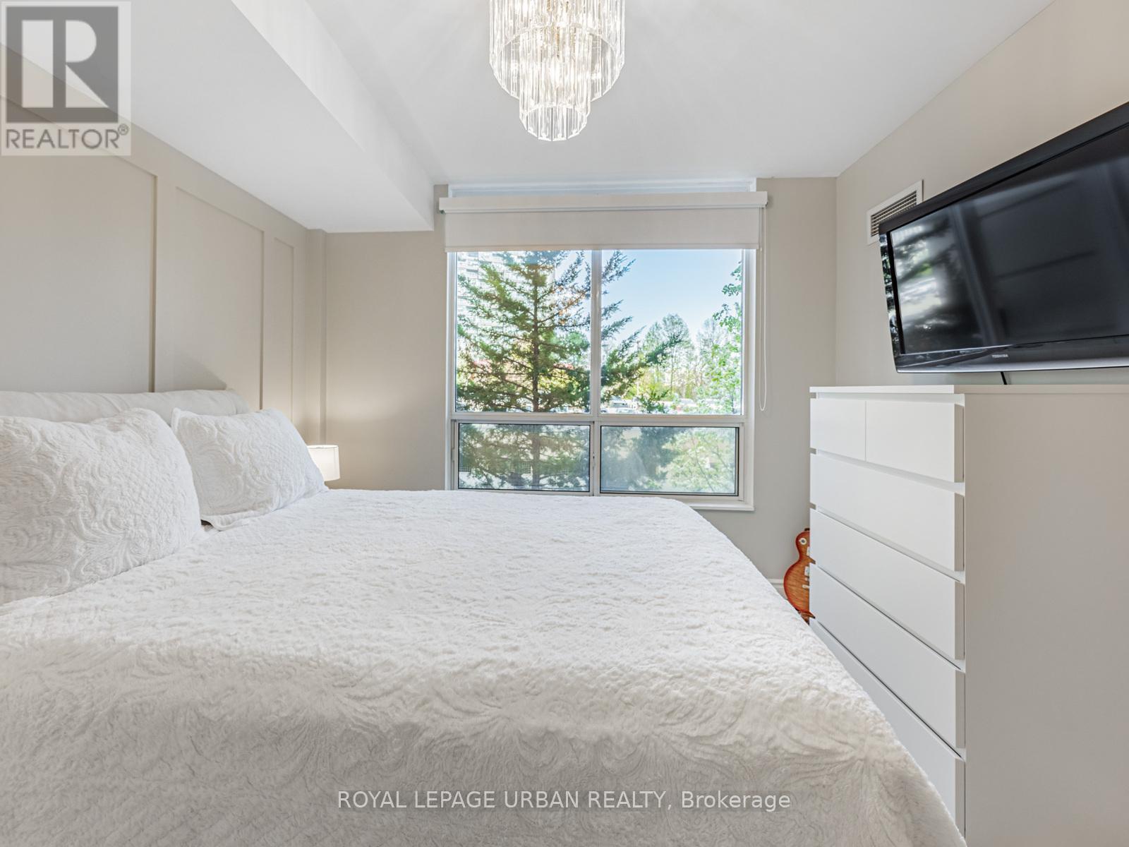 












202 - 1103 LESLIE STREET

,
Toronto,




Ontario
M3C4G8

