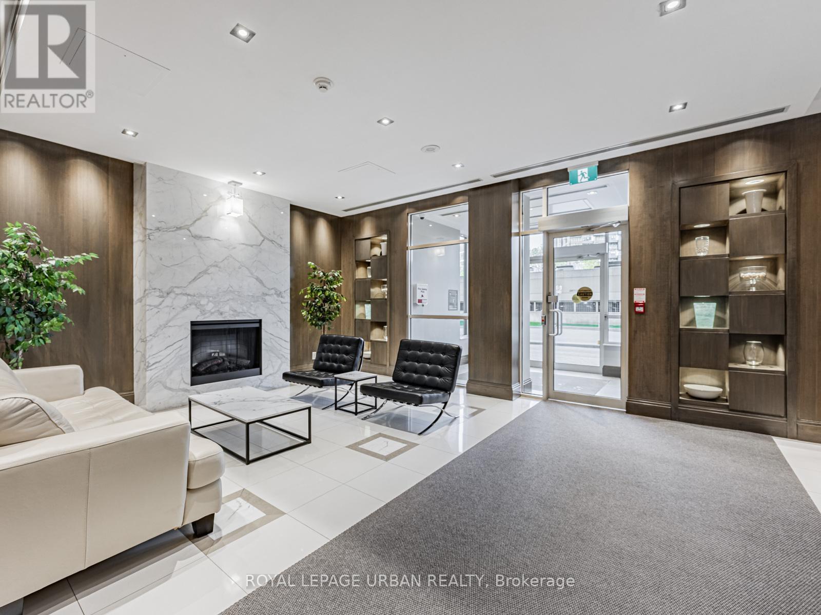 












202 - 1103 LESLIE STREET

,
Toronto,




Ontario
M3C4G8

