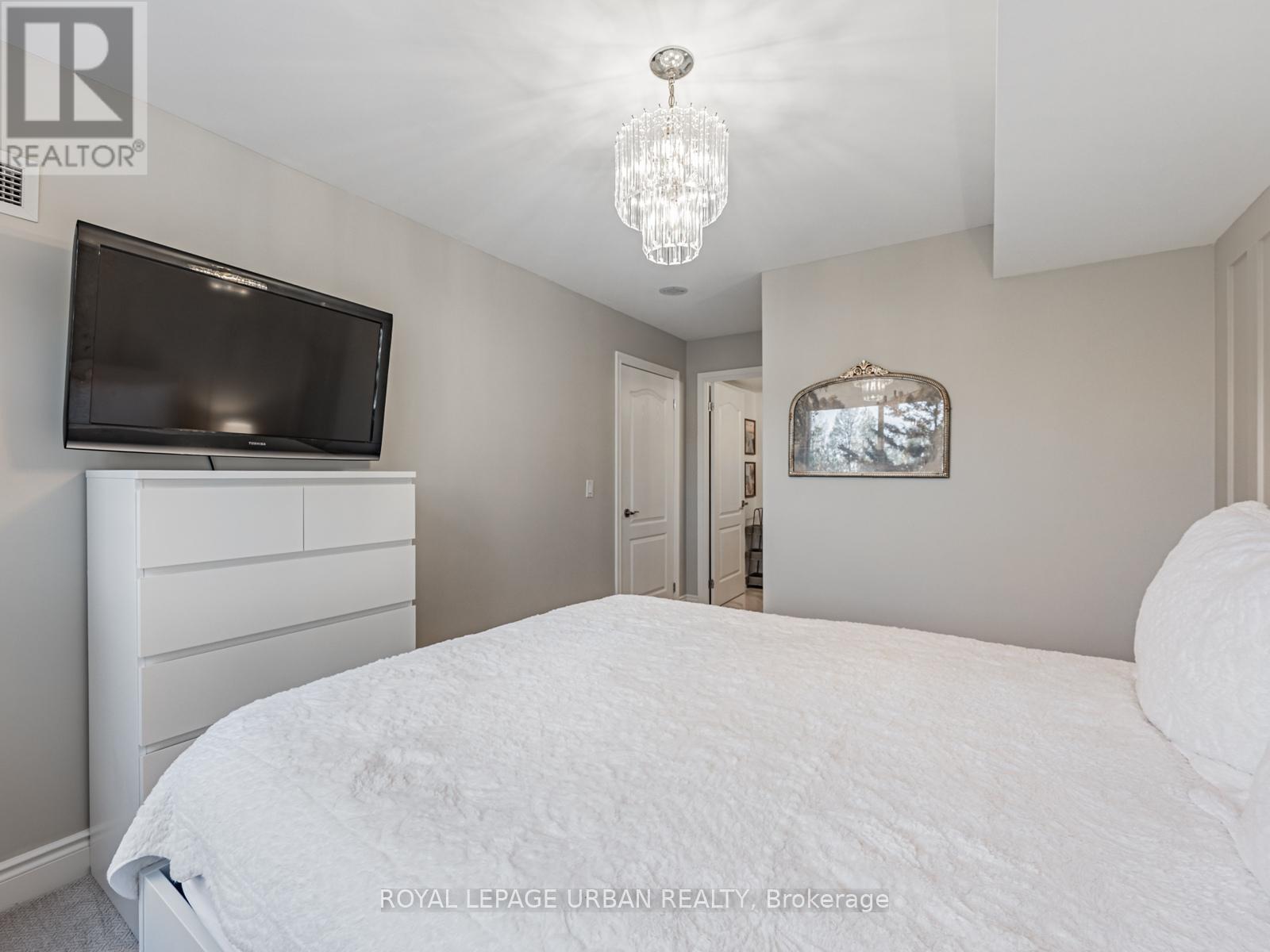 












202 - 1103 LESLIE STREET

,
Toronto,




Ontario
M3C4G8

