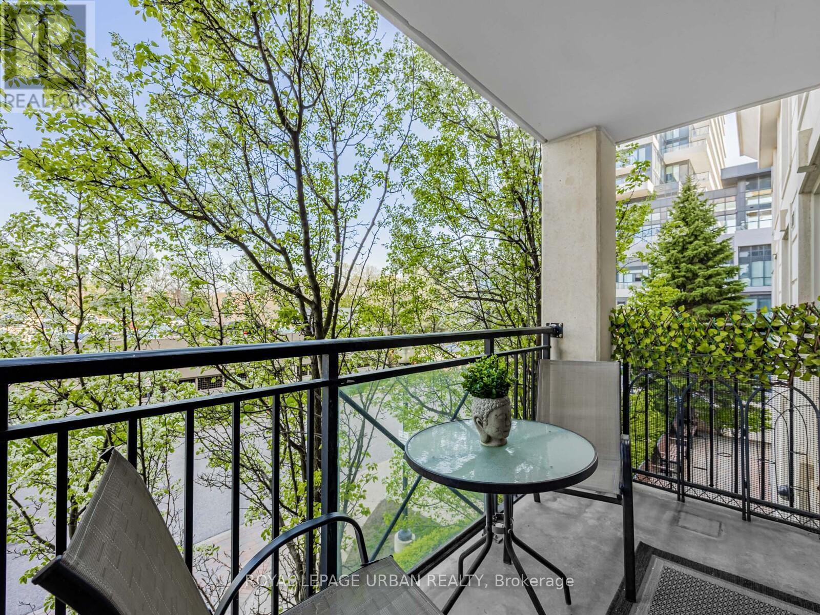












202 - 1103 LESLIE STREET

,
Toronto,




Ontario
M3C4G8


