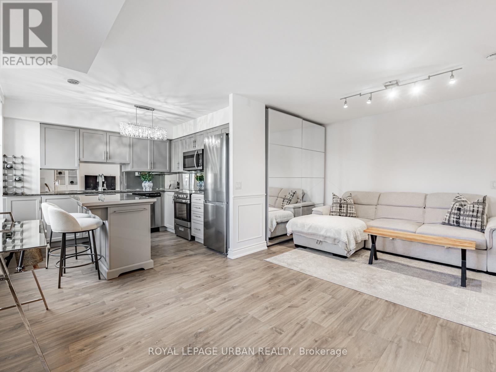 












202 - 1103 LESLIE STREET

,
Toronto,




Ontario
M3C4G8

