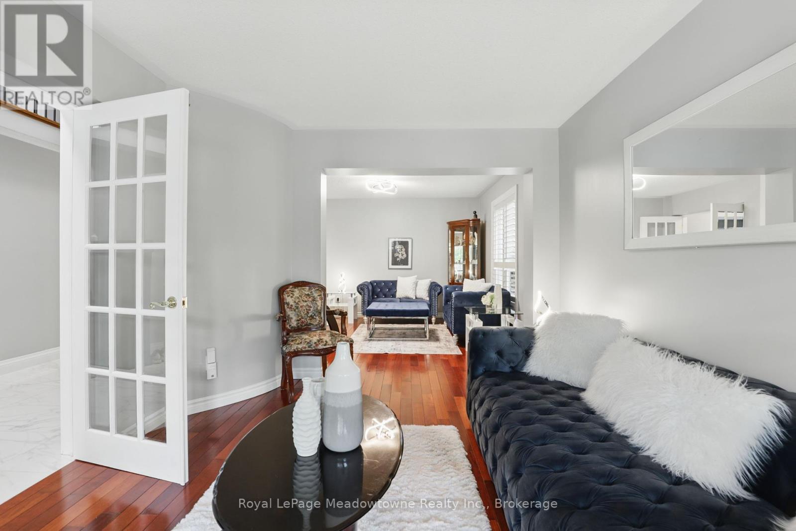 












1235 FIELD DRIVE

,
Milton (CL Clarke),




Ontario
L9T6G4

