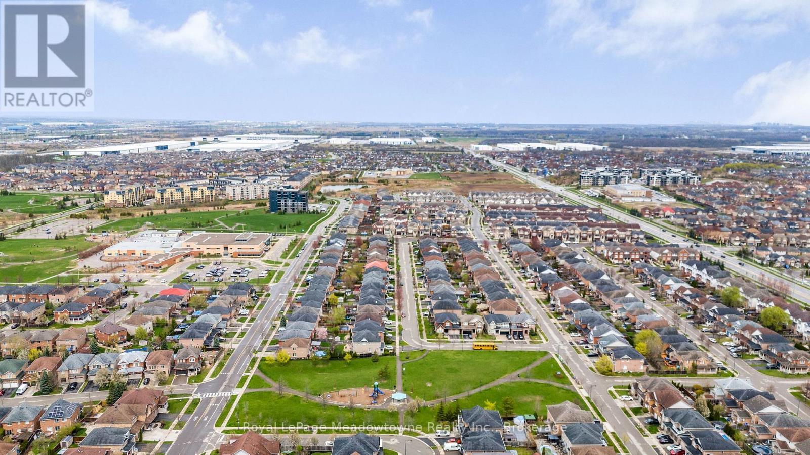 












1235 FIELD DRIVE

,
Milton (CL Clarke),




Ontario
L9T6G4

