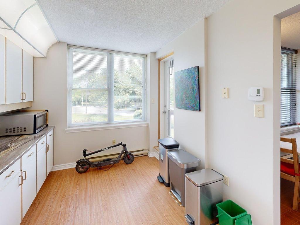 












111 85 Spinnaker Drive

,
Halifax,




NS
B3N 3E3

