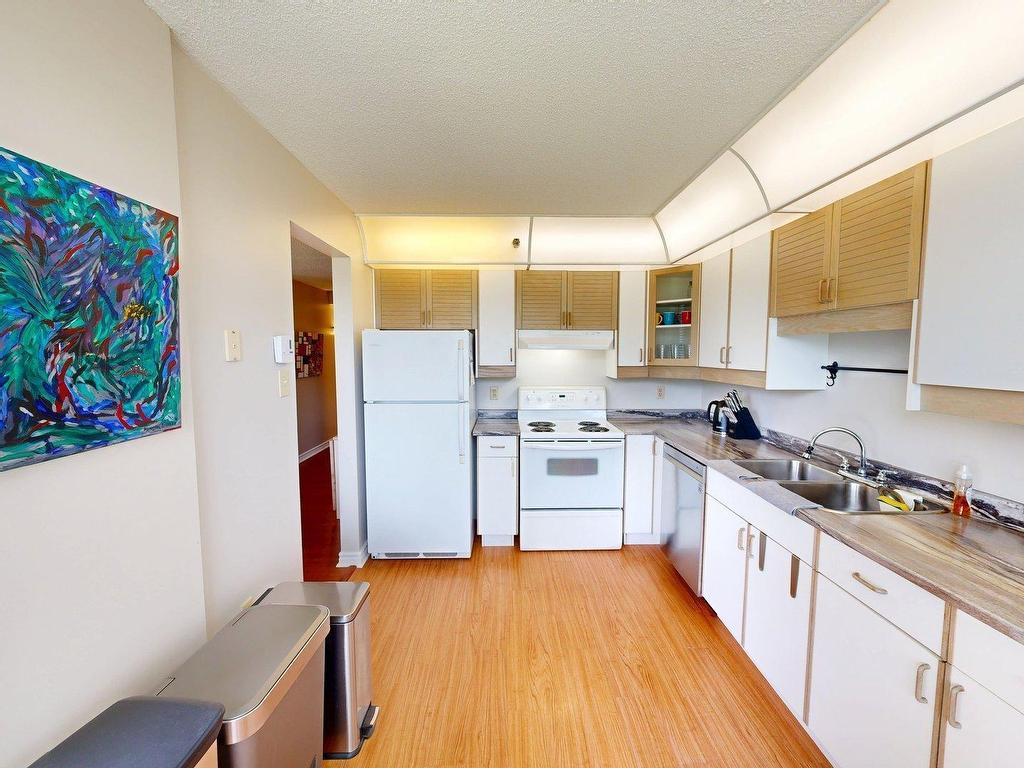 












111 85 Spinnaker Drive

,
Halifax,




NS
B3N 3E3

