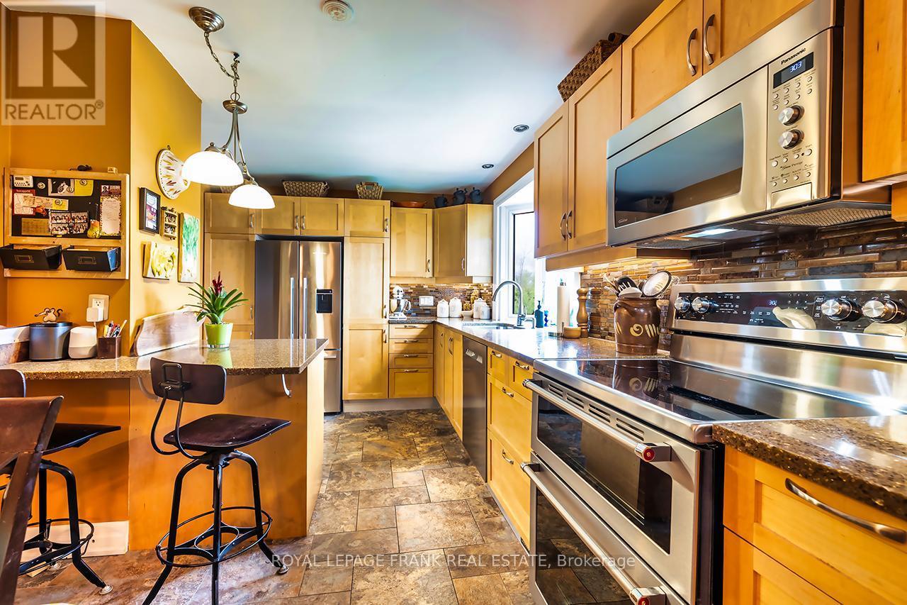 












1361 HIGHWAY 7A

,
Scugog (Port Perry),




Ontario
L9L1B5

