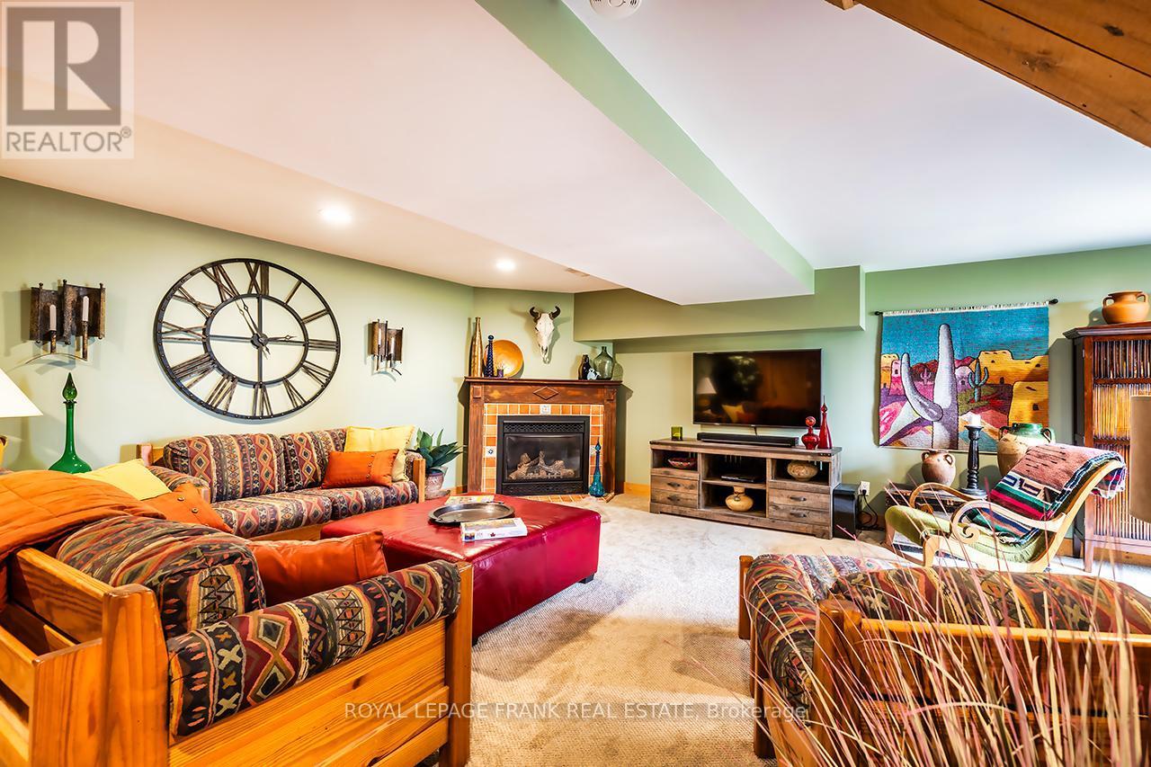 












1361 HIGHWAY 7A

,
Scugog (Port Perry),




Ontario
L9L1B5

