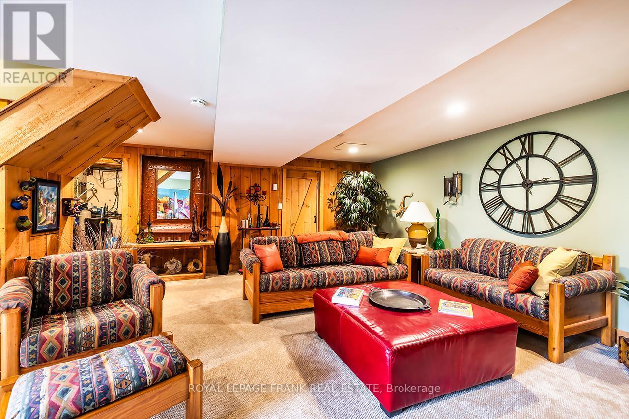 












1361 HIGHWAY 7A

,
Scugog (Port Perry),




Ontario
L9L1B5

