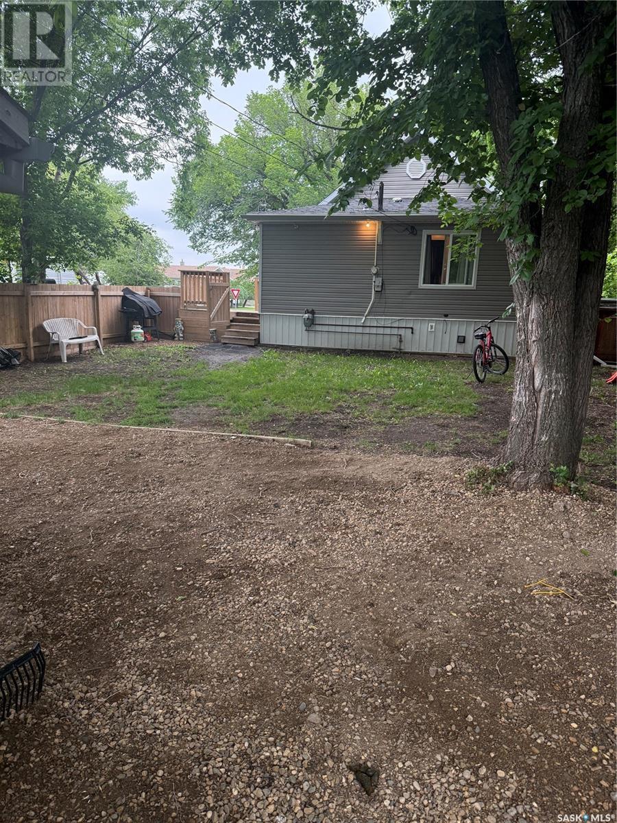 












202 Maxwell STREET

,
Kamsack,




Saskatchewan
S0A1S0

