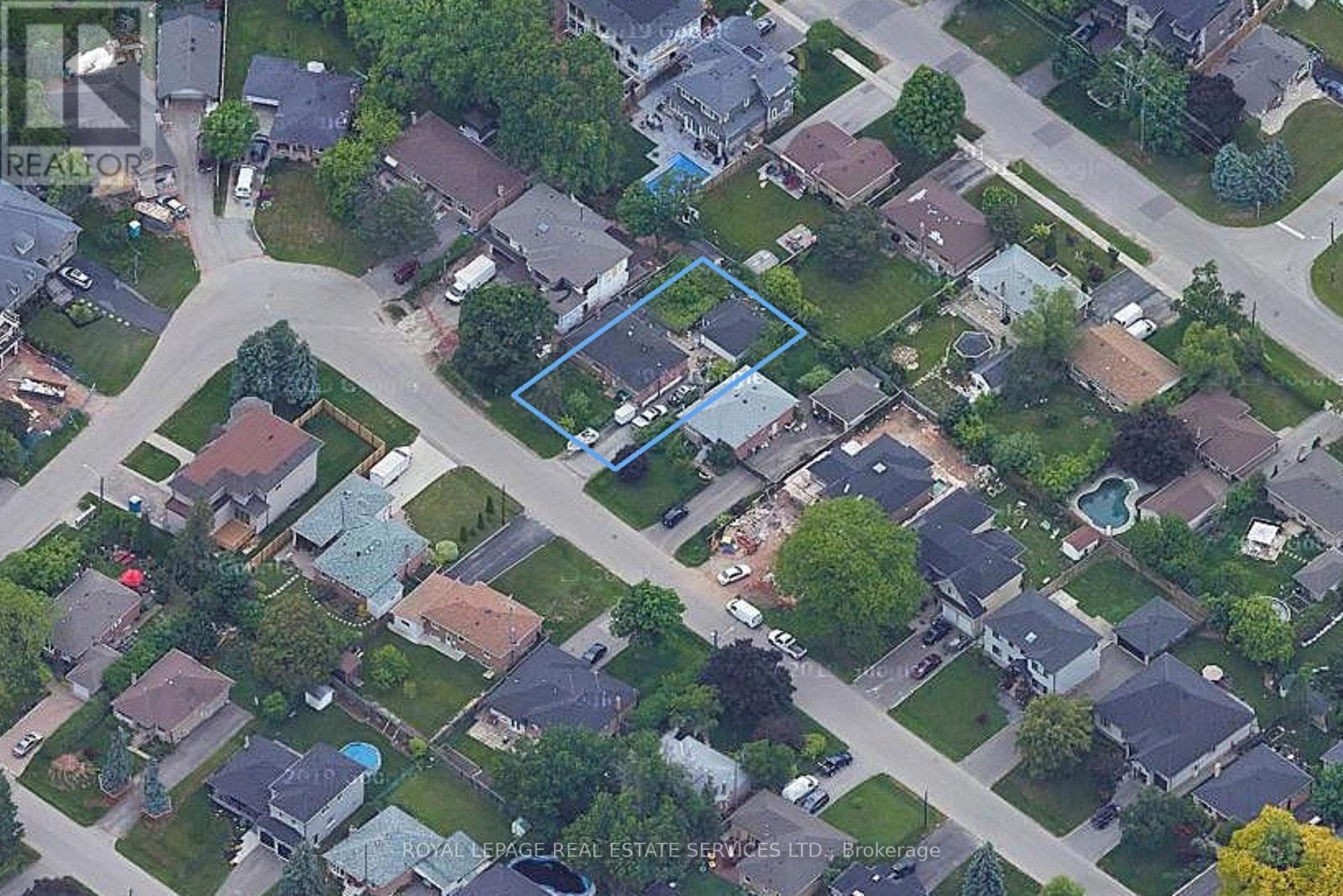 












451 SANDMERE PLACE

,
Oakville,




Ontario
L6L4G5

