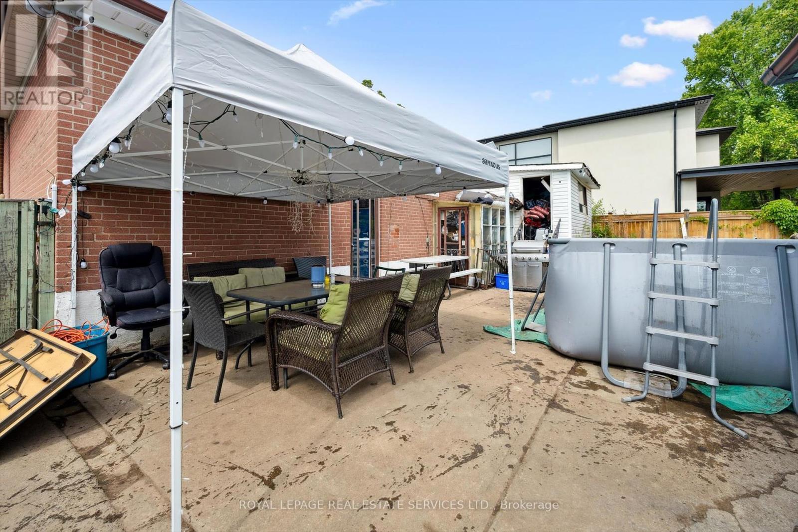 












451 SANDMERE PLACE

,
Oakville,




Ontario
L6L4G5

