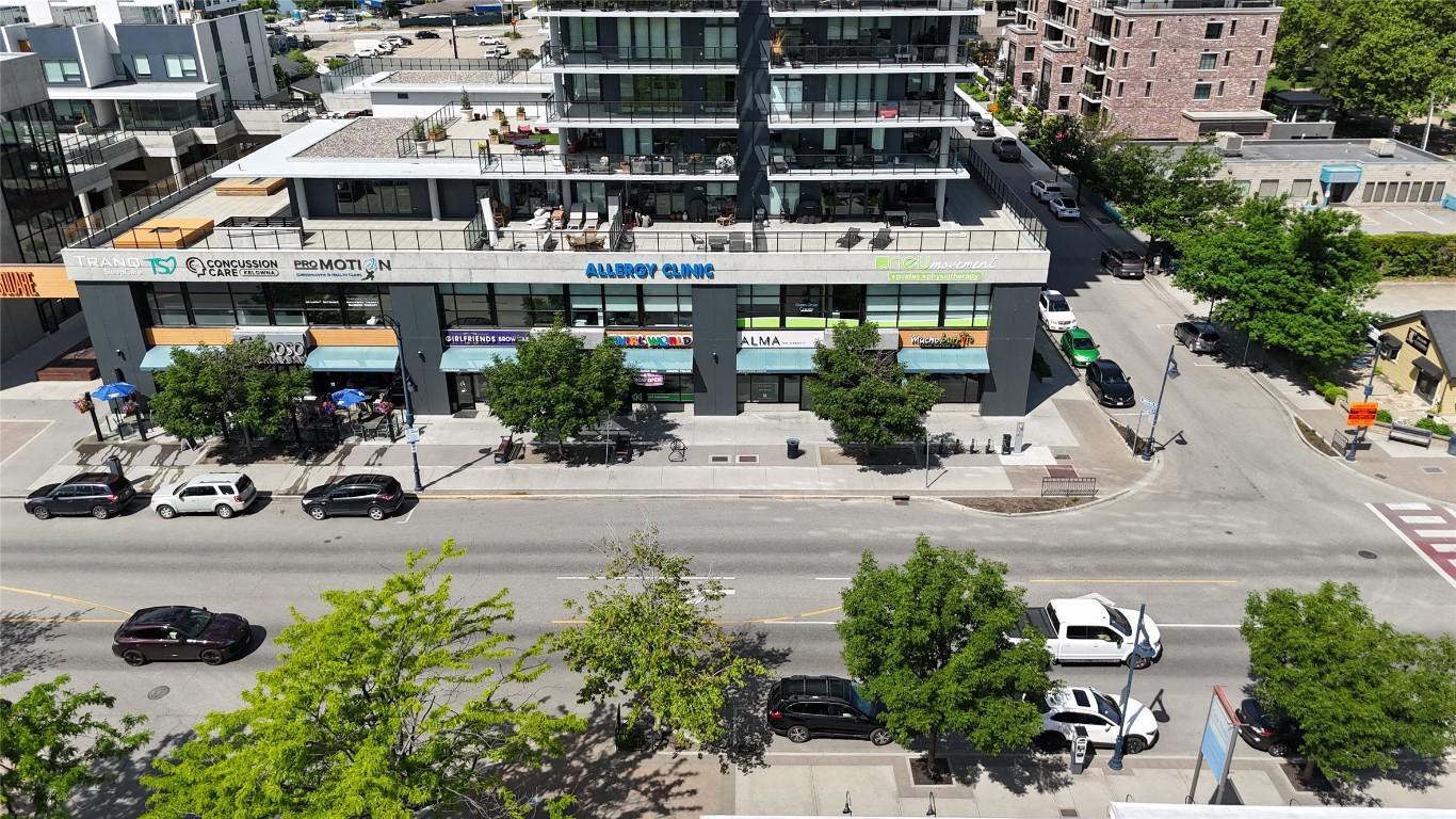 









3030


Pandosy

Street, 102,
Kelowna,




BC
V1Y 0C5

