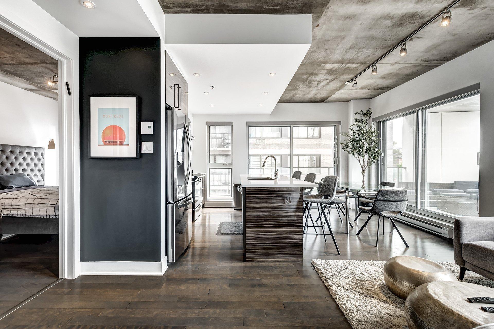 









2335


Ch. Manella

, 211,
Mont-Royal,




QC
H4P0B3

