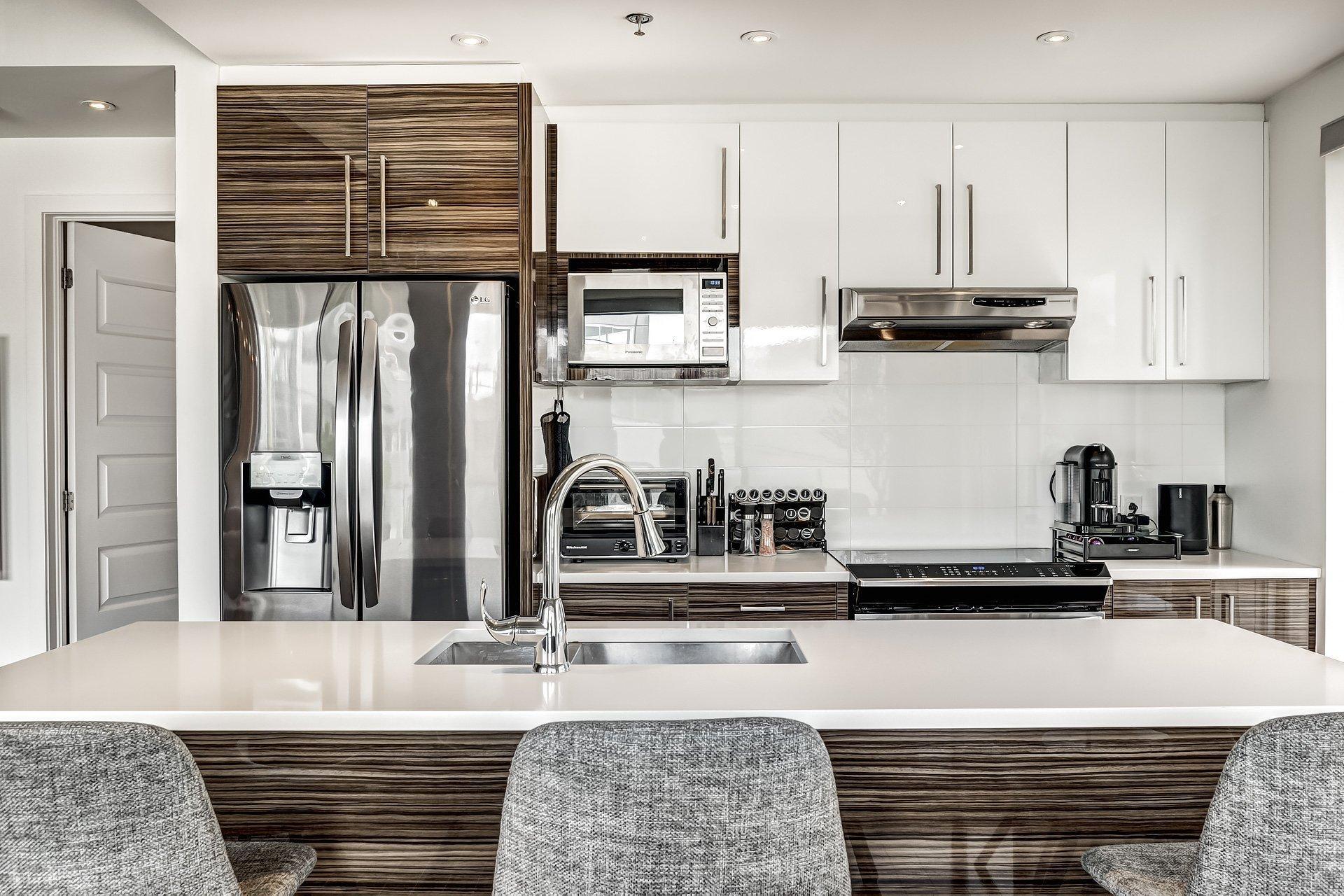 









2335


Ch. Manella

, 211,
Mont-Royal,




QC
H4P0B3

