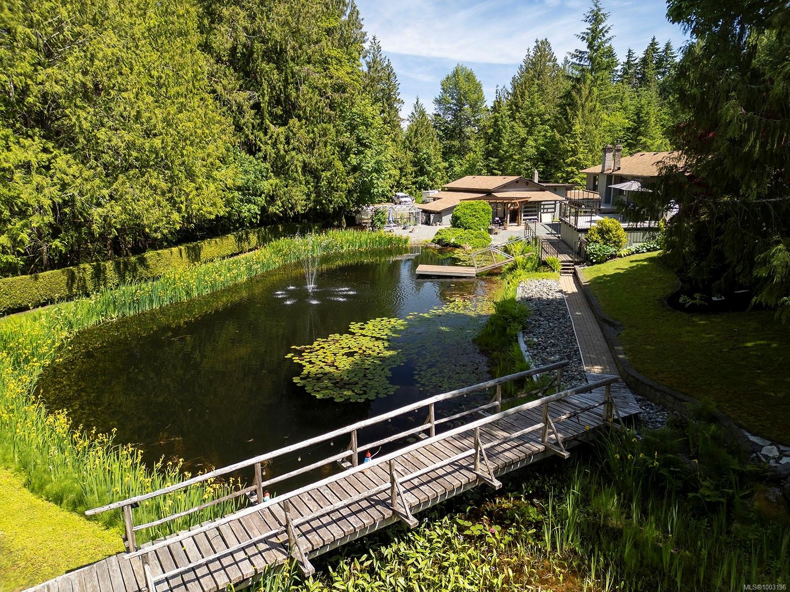 









970


McLean

Rd,
Qualicum Beach,




BC
V9K 1Y3

