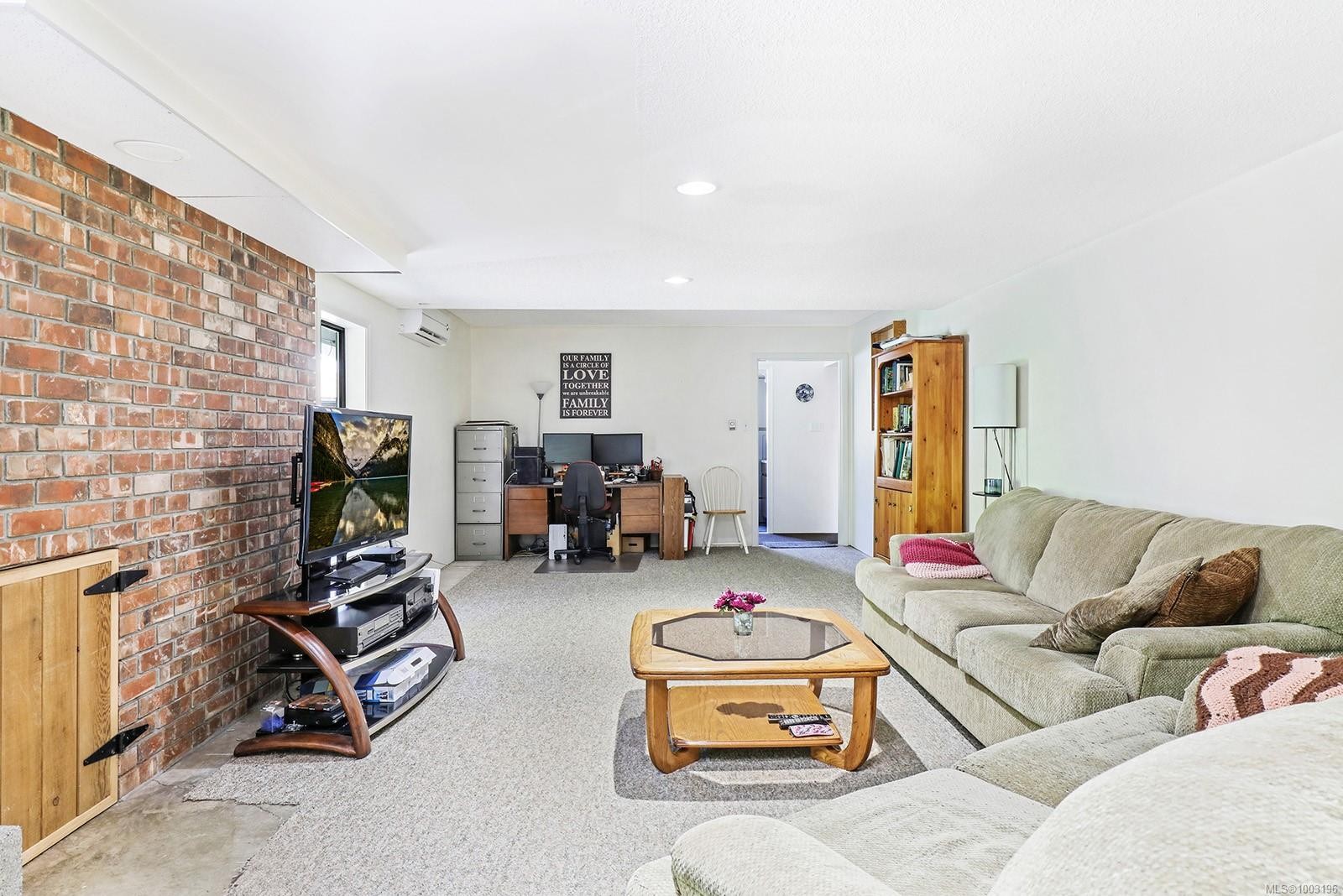 









970


McLean

Rd,
Qualicum Beach,




BC
V9K 1Y3

