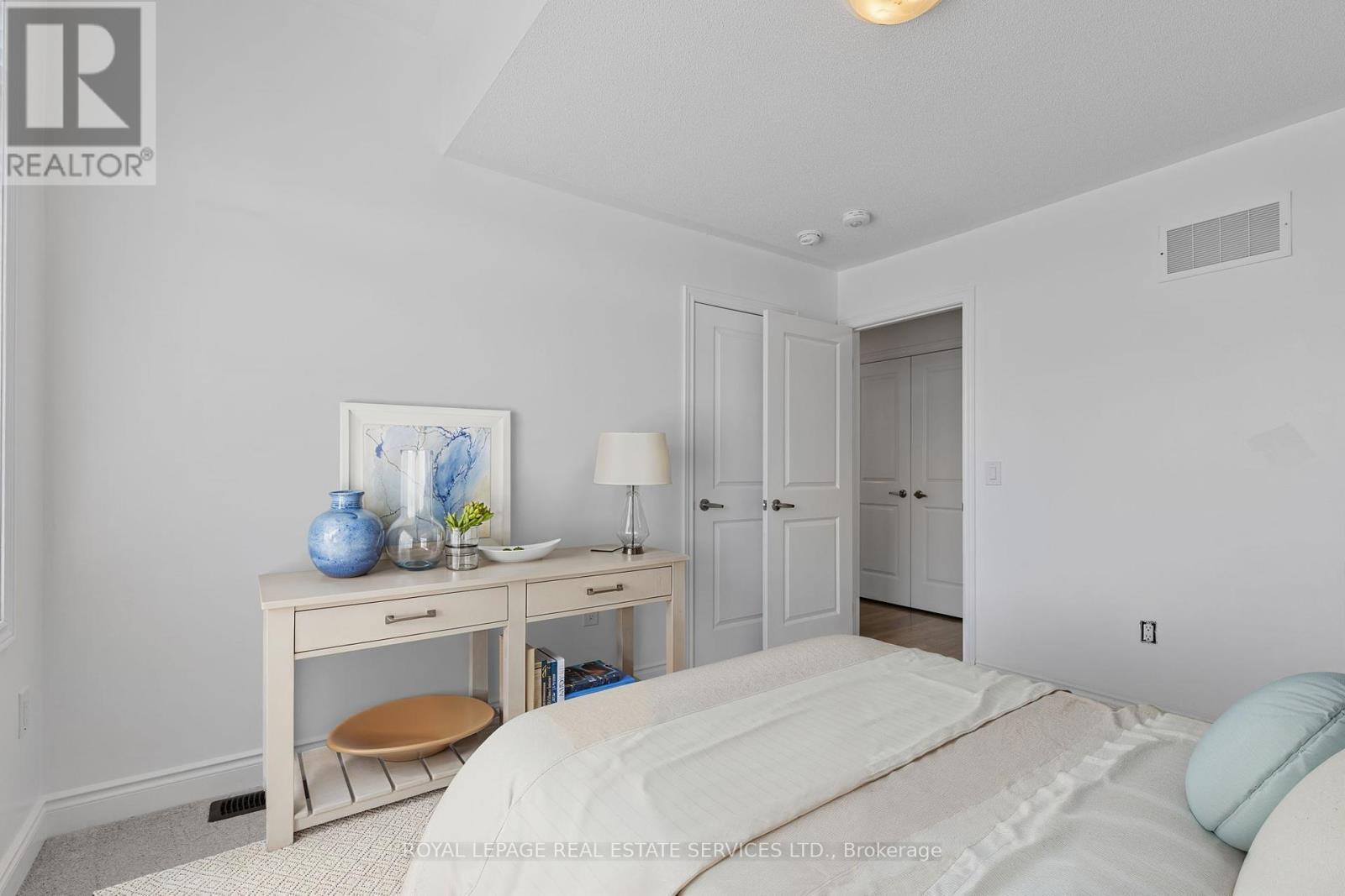 












28 UNION BOULEVARD

,
Wasaga Beach,




Ontario
L9Z0M5

