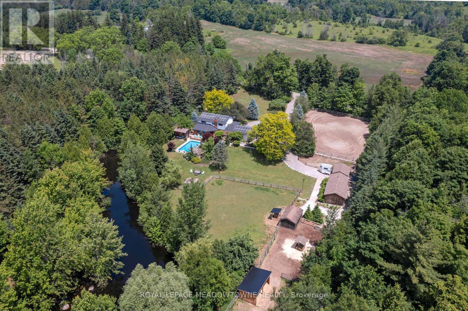












11636 SIXTH LINE NASSAGAWEYA

,
Milton,







Ontario
L7J2L7

