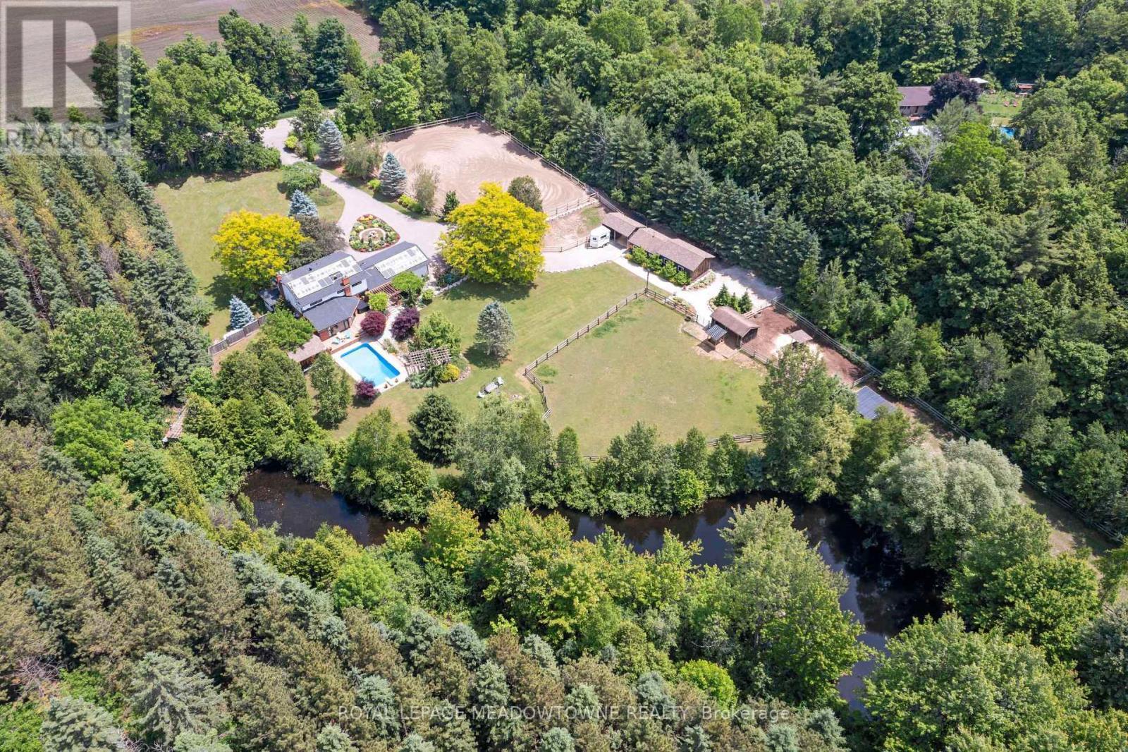 












11636 SIXTH LINE NASSAGAWEYA

,
Milton,







Ontario
L7J2L7

