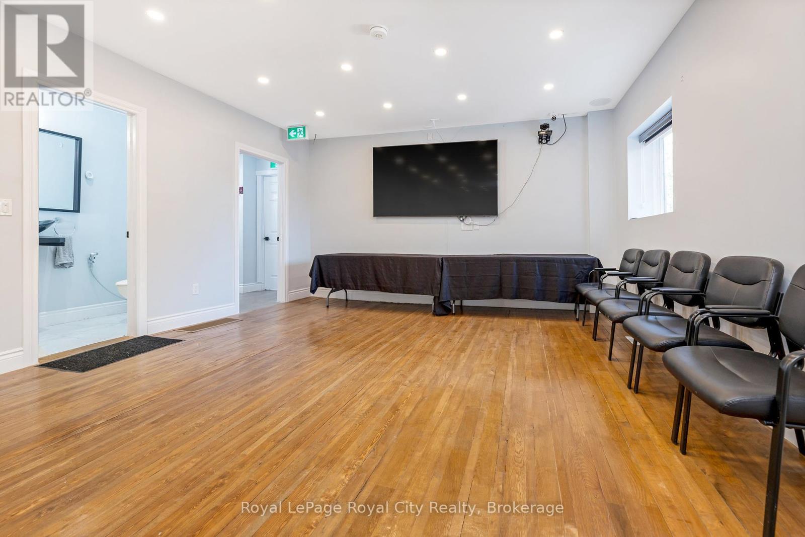 












UNIT B - 132 MAIN STREET S

,
Guelph/Eramosa (Rockwood),




Ontario
N0B2K0

