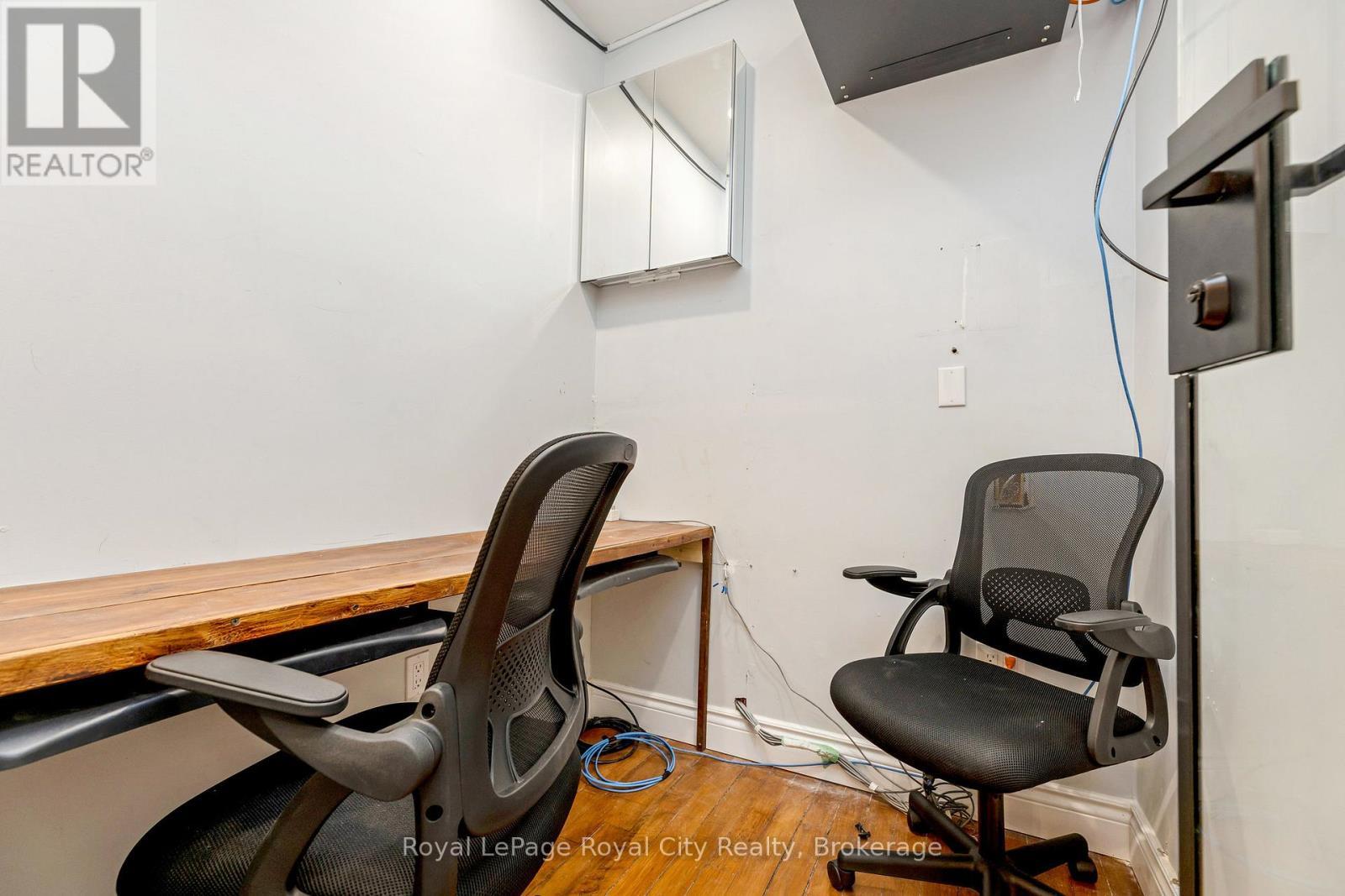 












UNIT B - 132 MAIN STREET S

,
Guelph/Eramosa (Rockwood),




Ontario
N0B2K0

